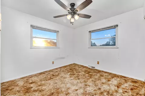 Bedroom - 5397 Robert Ave, Cincinnati, OH 45248 photo 3 of 5
