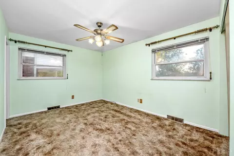 Bedroom - 5397 Robert Ave, Cincinnati, OH 45248 photo 1 of 5