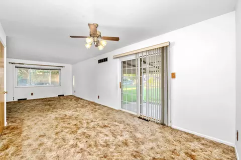 Living - 5397 Robert Ave, Cincinnati, OH 45248 photo 4 of 6