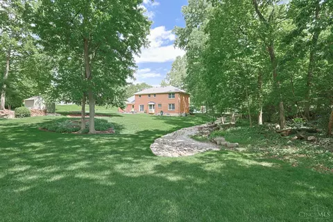 Exterior - 6709 Devonwood Dr, Cincinnati, OH 45224 photo 4 of 15