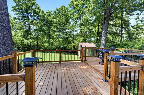 Exterior - 9367 Sherborn Dr, Cincinnati, OH 45231 photo 7 of 12