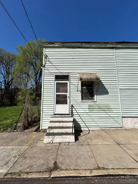 832 Livingston St, Cincinnati, OH 45214