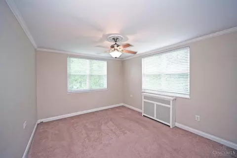 Bedroom - 27 Andover Rd, Greenhills, OH 45218 photo 2 of 4