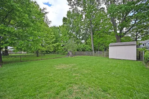 Exterior - 27 Andover Rd, Greenhills, OH 45218 photo 5 of 10