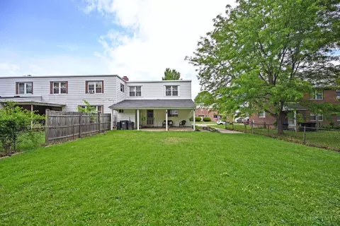 Exterior - 27 Andover Rd, Greenhills, OH 45218 photo 7 of 10