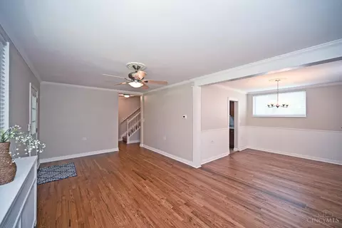 Living - 27 Andover Rd, Greenhills, OH 45218 photo 3 of 6