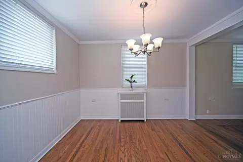 Dining - 27 Andover Rd, Greenhills, OH 45218 photo 2 of 4