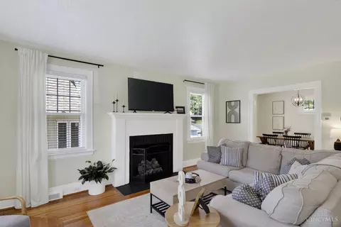 Living - 2226 Drex Ave, Cincinnati, OH 45212 photo 1 of 5