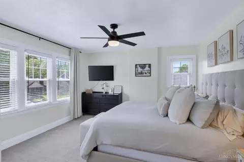 Bedroom - 2226 Drex Ave, Cincinnati, OH 45212 photo 1 of 7