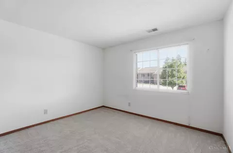 Bedroom - 3961 School Section Rd, Cheviot, OH 45211 photo 5 of 6