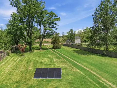 10668 Dallasburg Rd, Loveland, OH 45140