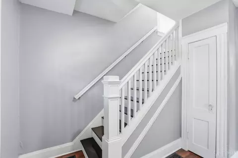 Entry Way - 3457 Cardiff Ave, Cincinnati, OH 45209 photo 4 of 6