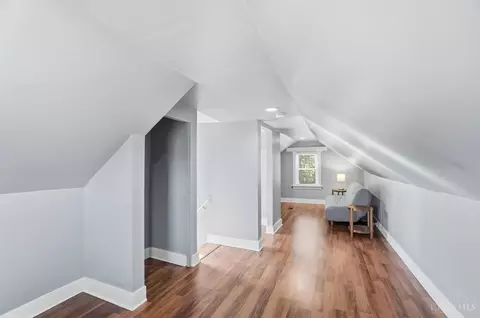 Entry Way - 3457 Cardiff Ave, Cincinnati, OH 45209 photo 6 of 6