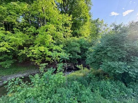 4302 Marcrest Dr, Cincinnati, OH 45211 photo 12