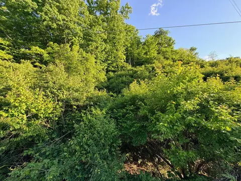 4302 Marcrest Dr, Cincinnati, OH 45211 photo 16