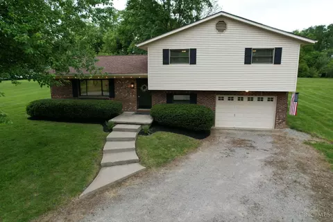 646 Lorelei Dr, Fayetteville, OH 45118