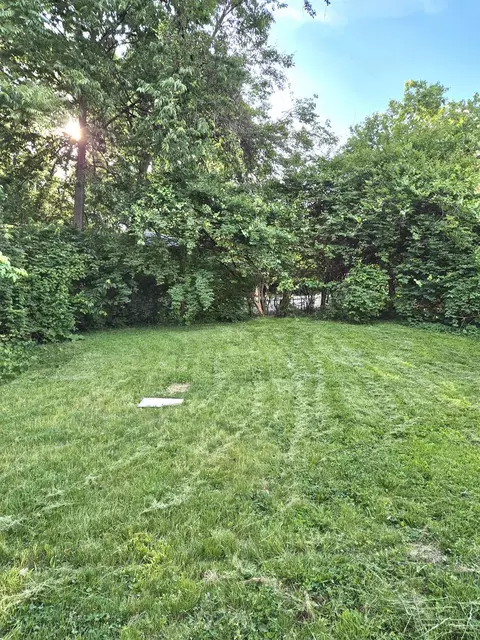 Exterior - 2704 Euclid Ave, Cincinnati, OH 45219 photo 6 of 6
