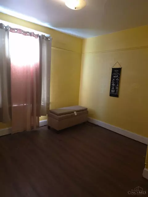 Bedroom - 2704 Euclid Ave, Cincinnati, OH 45219 photo 1 of 1