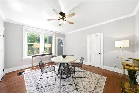 Dining - 3760 Hutton St, Cincinnati, OH 45226 photo 3 of 3