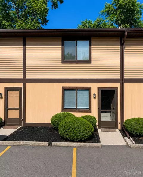 1074 Foster Ave, Hamilton, OH 45015