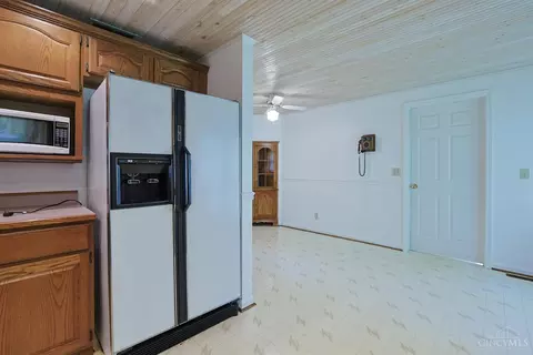 Kitchen - 306 Smith Ave, Mount Orab, OH 45154 photo 4 of 4