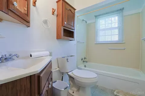 Bath - 306 Smith Ave, Mount Orab, OH 45154 photo 1 of 2