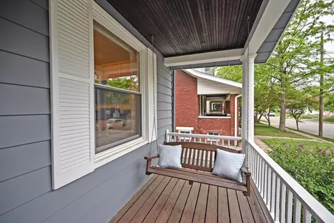 Exterior - 4220 Eileen Dr, Cincinnati, OH 45209 photo 4 of 13
