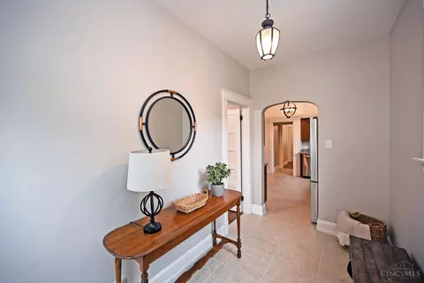 Entry Way - 4220 Eileen Dr, Cincinnati, OH 45209 photo 3 of 4