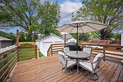 Exterior - 4220 Eileen Dr, Cincinnati, OH 45209 photo 5 of 13