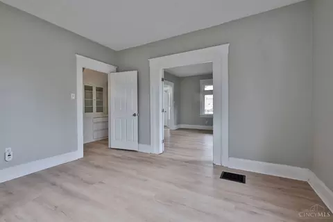 Other - 5807 Prentice St, Cincinnati, OH 45227 photo 3 of 9