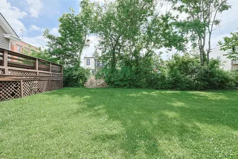 Exterior - 5807 Prentice St, Cincinnati, OH 45227 photo 7 of 10