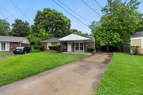 1051 Flintlock Dr, Cincinnati, OH 45231