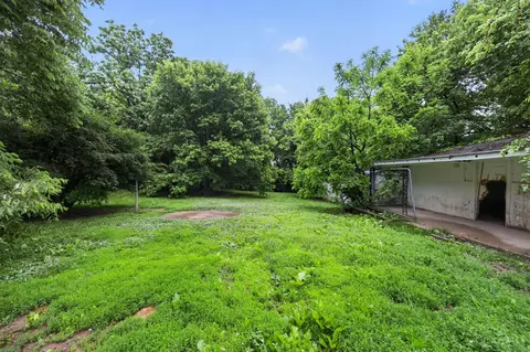 Exterior - 1051 Flintlock Dr, Cincinnati, OH 45231 photo 3 of 5
