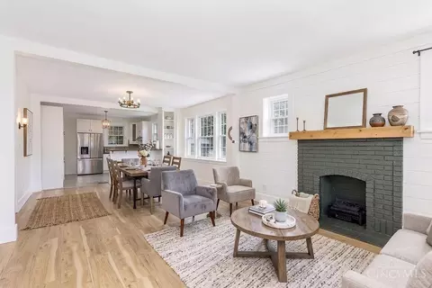 Living - 1220 Third St, Reading, OH 45215 photo 1 of 2