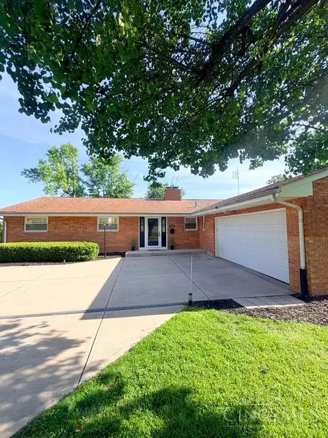 1125 Briarwood Dr, Hamilton, OH 45013