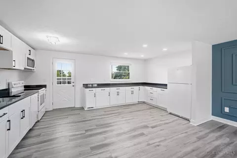 Kitchen - 1852 Lewiston Ct, Forest Park, OH 45240 photo 1 of 7