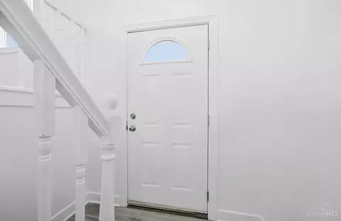 Entry Way - 1852 Lewiston Ct, Forest Park, OH 45240 photo 2 of 4