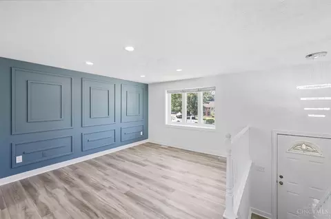 Living - 1852 Lewiston Ct, Forest Park, OH 45240 photo 1 of 3