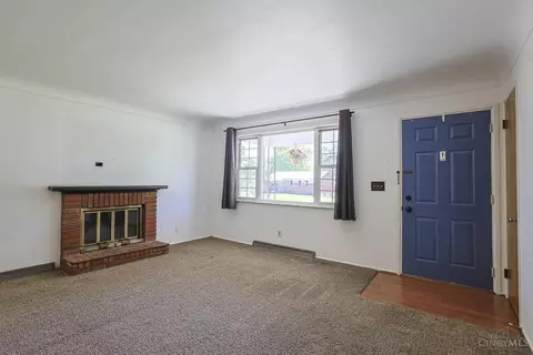 Living - 595 Libbejo Dr, Cincinnati, OH 45233 photo 1 of 6