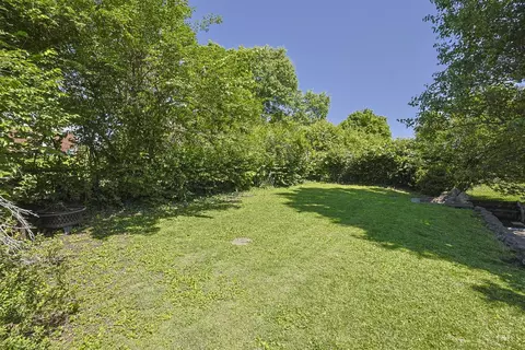 Exterior - 595 Libbejo Dr, Cincinnati, OH 45233 photo 14 of 16