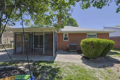 Exterior - 595 Libbejo Dr, Cincinnati, OH 45233 photo 16 of 16