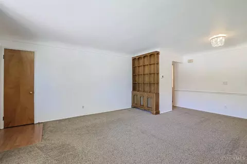 Living - 595 Libbejo Dr, Cincinnati, OH 45233 photo 4 of 6