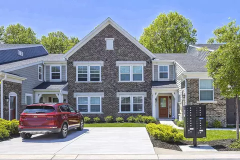 4285 Value Springs Dr, Cincinnati, OH 45245