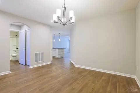 Dining - 4285 Value Springs Dr, Cincinnati, OH 45245 photo 2 of 2