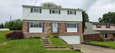 3383 Palmhill Ln, Cincinnati, OH 45239