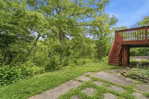 Exterior - 9808 Daly Rd, Cincinnati, OH 45231 photo 7 of 9