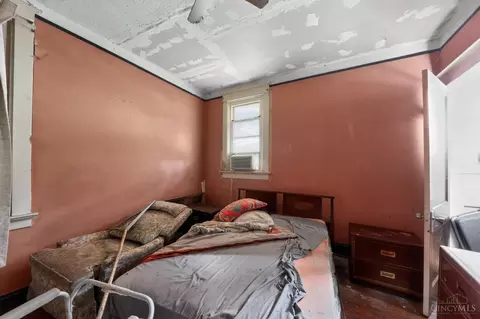 2041 Baltimore Ave, Cincinnati, OH 45225 photo 5