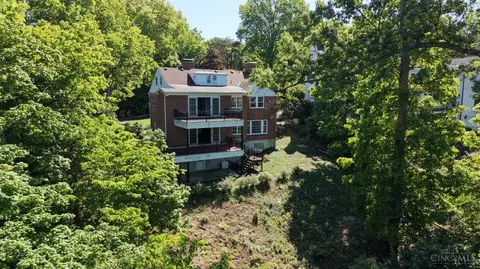 Exterior - 11 Weebetook Ln, Cincinnati, OH 45208 photo 13 of 13