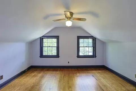 Bedroom - 11 Weebetook Ln, Cincinnati, OH 45208 photo 12 of 15
