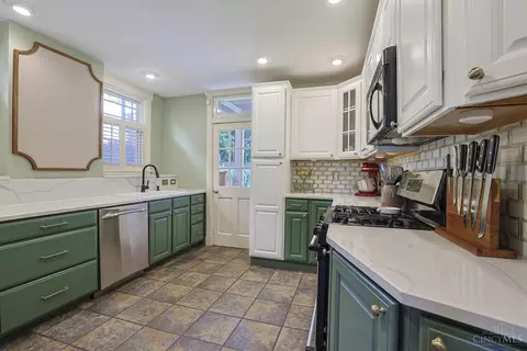 Kitchen - 1704 Mcmillan St, Cincinnati, OH 45206 photo 1 of 3